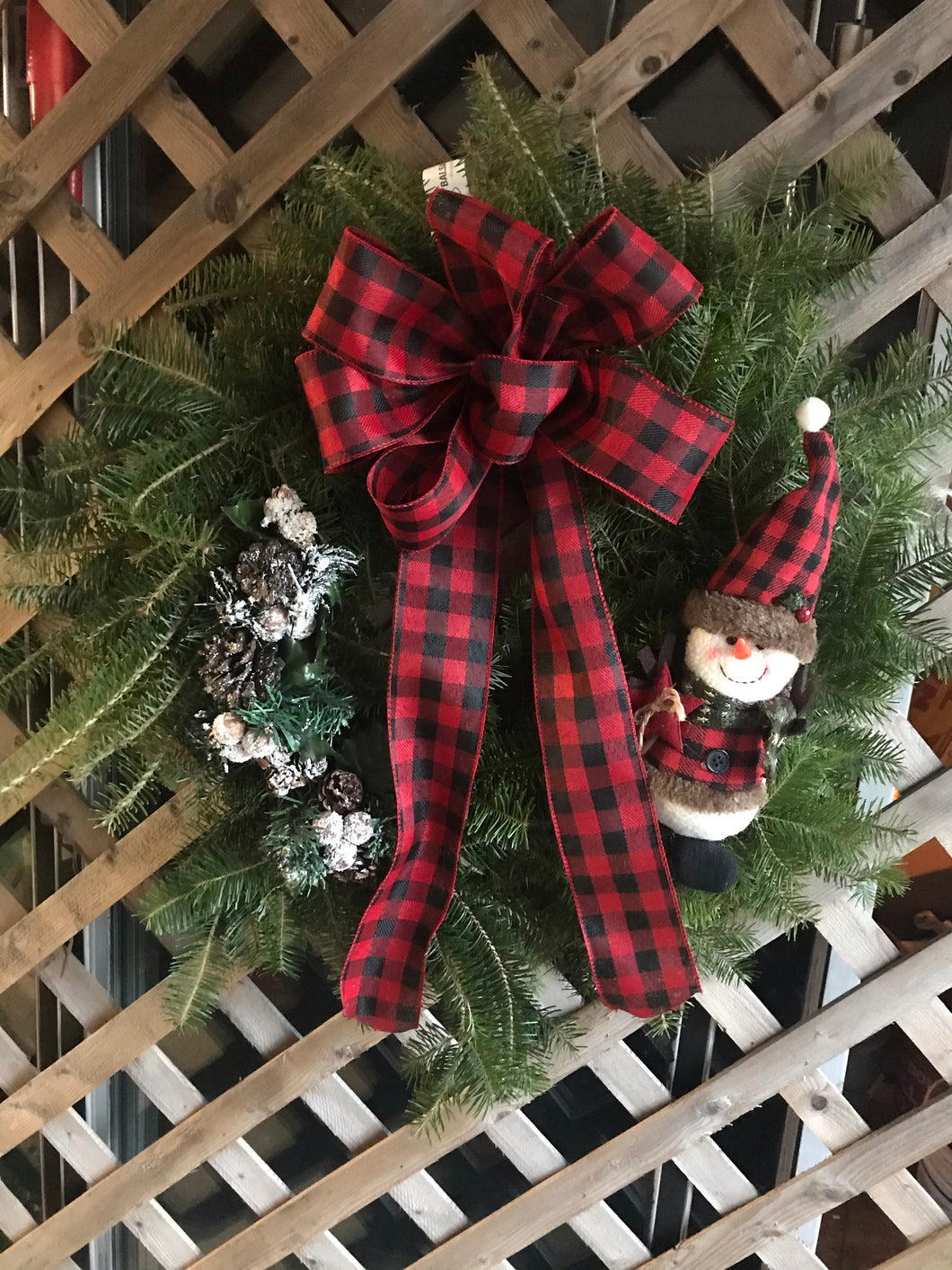 12” Wreath Premium Decorated